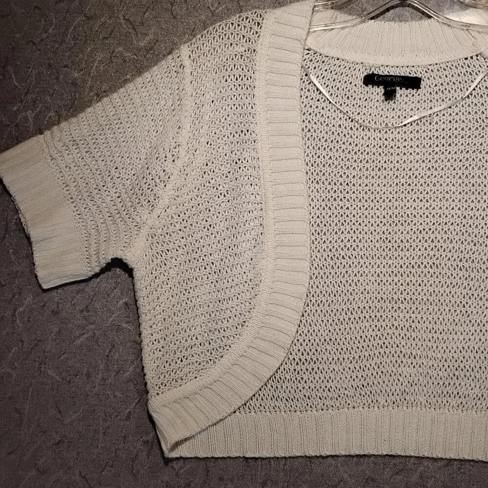 George Women's White Knitted Short Sleeve Bolero NWOT Size Medium - Picture 6 of 9